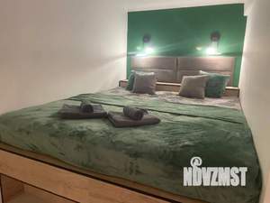 Студия квартира, посуточно, 43м2, 1/6 этаж