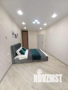 1-к квартира, посуточно, 35м2, 6/10 этаж