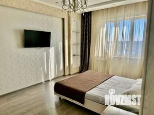 1-к квартира, посуточно, 40м2, 15/19 этаж