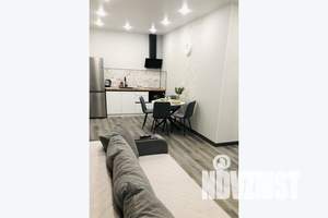 2-к квартира, посуточно, 42м2, 2/25 этаж