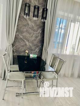 Студия квартира, посуточно, 40м2, 9/25 этаж