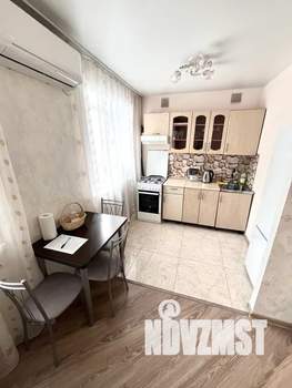 Студия квартира, посуточно, 30м2, 3/5 этаж