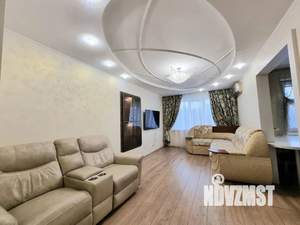 3-к квартира, посуточно, 73м2, 3/9 этаж