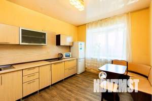 1-к квартира, посуточно, 50м2, 2/14 этаж