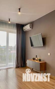 Студия квартира, посуточно, 40м2, 3/10 этаж