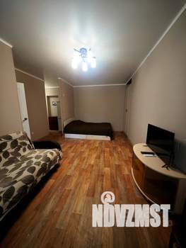 1-к квартира, посуточно, 33м2, 2/5 этаж