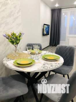 2-к квартира, посуточно, 37м2, 2/25 этаж