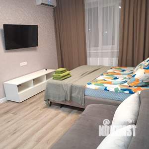 1-к квартира, посуточно, 32м2, 1/1 этаж