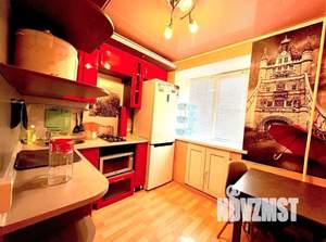 2-к квартира, посуточно, 50м2, 1/1 этаж