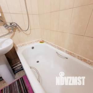 1-к квартира, посуточно, 33м2, 4/5 этаж