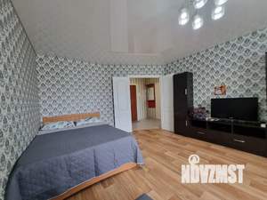 1-к квартира, посуточно, 42м2, 5/10 этаж