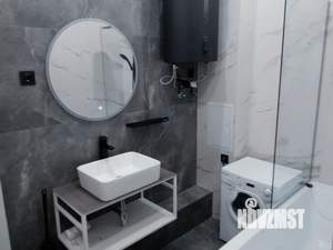 Студия квартира, посуточно, 28м2, 1/17 этаж