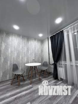 1-к квартира, посуточно, 37м2, 7/10 этаж