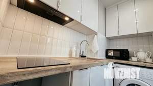 Студия квартира, посуточно, 24м2, 2/10 этаж