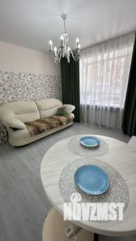 2-к квартира, посуточно, 35м2, 1/5 этаж