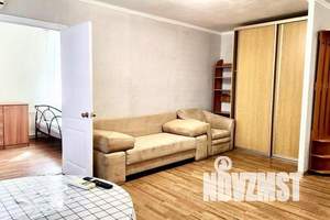 2-к квартира, посуточно, 45м2, 1/5 этаж