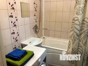 1-к квартира, посуточно, 35м2, 10/10 этаж