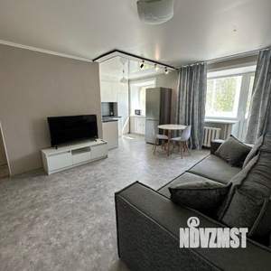 1-к квартира, посуточно, 35м2, 1/1 этаж