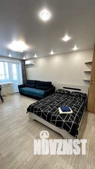 Студия квартира, посуточно, 40м2, 4/5 этаж