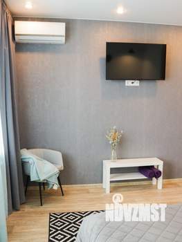 1-к квартира, посуточно, 32м2, 11/16 этаж