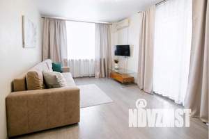 2-к квартира, посуточно, 45м2, 7/10 этаж