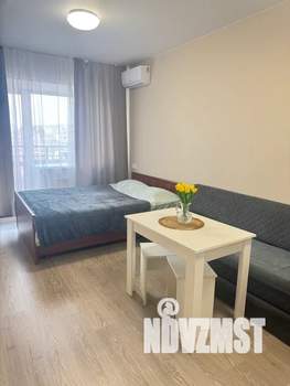 Студия квартира, посуточно, 28м2, 5/7 этаж