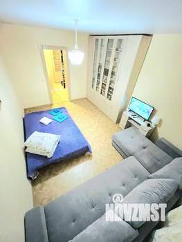 1-к квартира, посуточно, 40м2, 1/4 этаж