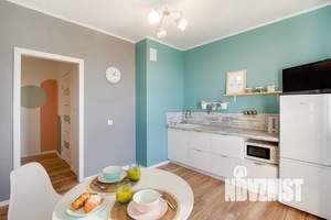 1-к квартира, посуточно, 42м2, 7/19 этаж