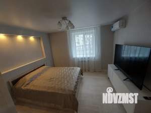 1-к квартира, посуточно, 35м2, 2/10 этаж