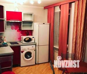 2-к квартира, посуточно, 50м2, 1/1 этаж