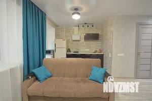 Студия квартира, посуточно, 35м2, 2/14 этаж