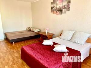 1-к квартира, посуточно, 33м2, 7/10 этаж