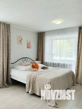 Студия квартира, посуточно, 32м2, 3/4 этаж