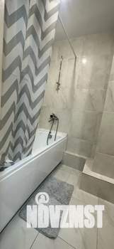 Студия квартира, посуточно, 45м2, 1/22 этаж