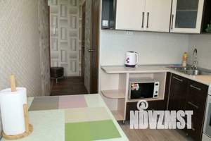 1-к квартира, посуточно, 32м2, 8/10 этаж