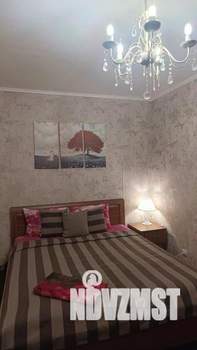 2-к квартира, посуточно, 50м2, 1/1 этаж