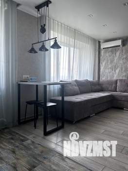 2-к квартира, посуточно, 42м2, 8/9 этаж