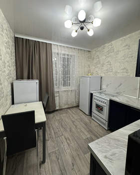 1-к квартира, на длительный срок, 41м2, 4/10 этаж