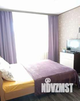 1-к квартира, посуточно, 34м2, 1/10 этаж
