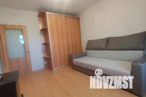 1-к квартира, посуточно, 35м2, 4/9 этаж