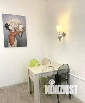 Студия квартира, посуточно, 40м2, 2/2 этаж