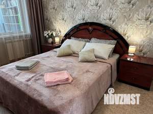 2-к квартира, посуточно, 68м2, 8/10 этаж