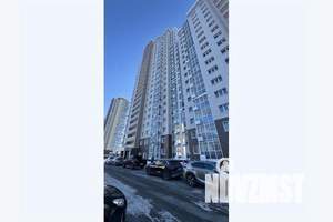 1-к квартира, посуточно, 40м2, 1/25 этаж