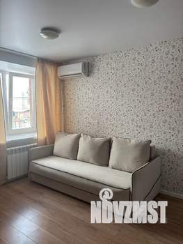 Студия квартира, посуточно, 30м2, 1/10 этаж