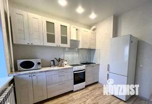 1-к квартира, посуточно, 43м2, 3/25 этаж