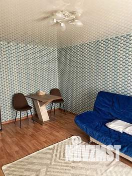 1-к квартира, посуточно, 35м2, 4/9 этаж