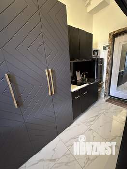 1-к квартира, посуточно, 13м2, 1/1 этаж