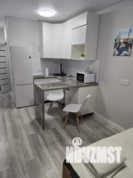 Студия квартира, посуточно, 30м2, 2/10 этаж