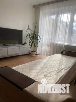 1-к квартира, посуточно, 32м2, 3/5 этаж