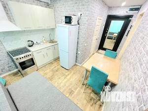 1-к квартира, посуточно, 33м2, 1/13 этаж